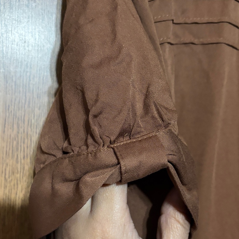 NWOT Allegra K Brown Blouse with White Trim - Picture 4 of 5